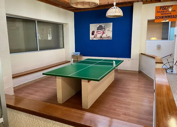 Апартаменти La Ruinette-stylish 2-bed In Centre