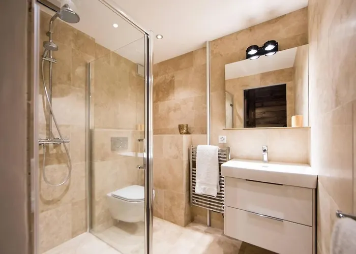 La Ruinette-stylish 2-bed In Centre Апартаменти *